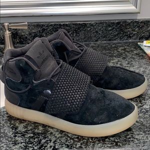 Addis’s Tubular Women’s Sneakers